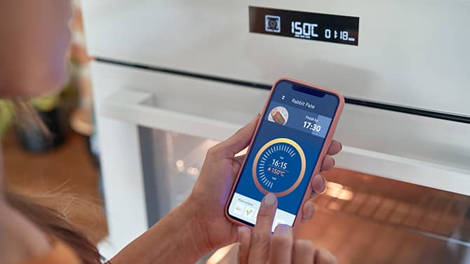 content/en-gb/images/repository/isc/2021/what_is_iot_1.jpg